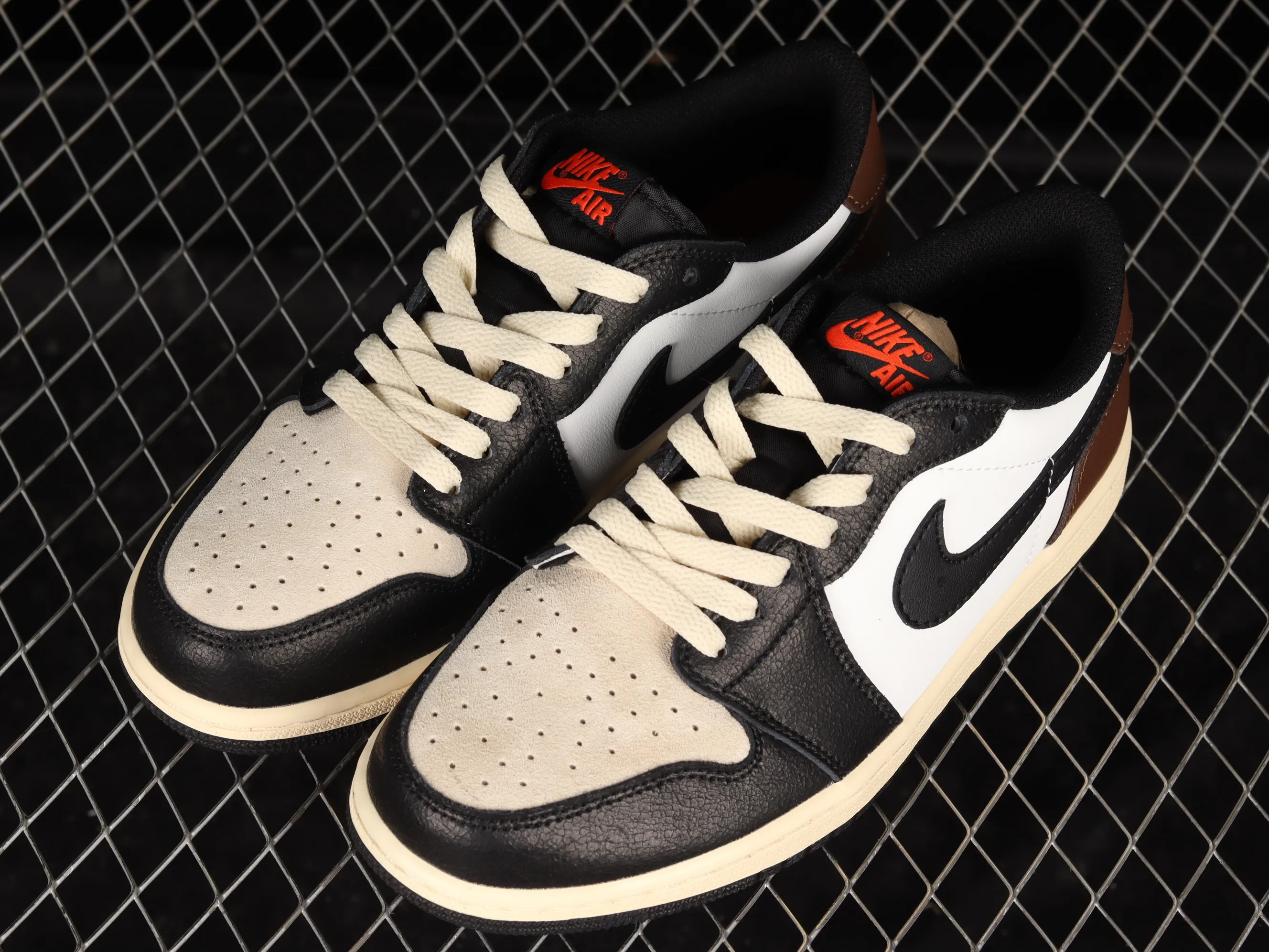 All categories Air Jordan Jordan series basketball shoes Air Jordan 1 Low Z version Air Jordan 1 Low AJ1 Joe 1 Mocha low-top casual sneakers CZ0790-061